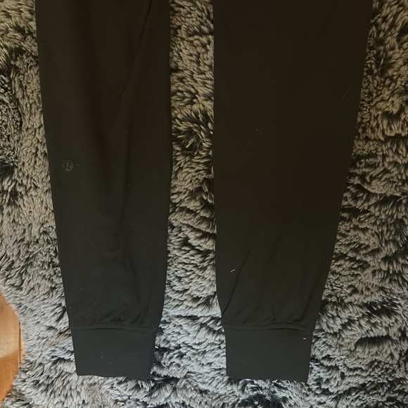 Lululemon size 0 align joggers !! - Picture 4 of 6